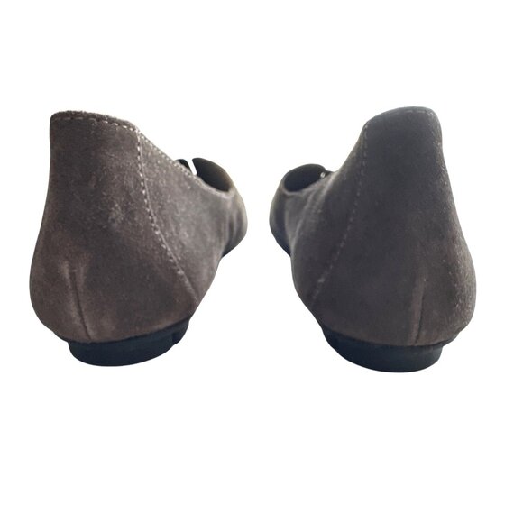 Born Chan Suede Slip-On Flats Brown Comfortable Round Toe Casual Shoes Size 9.5 - Picture 5 of 9